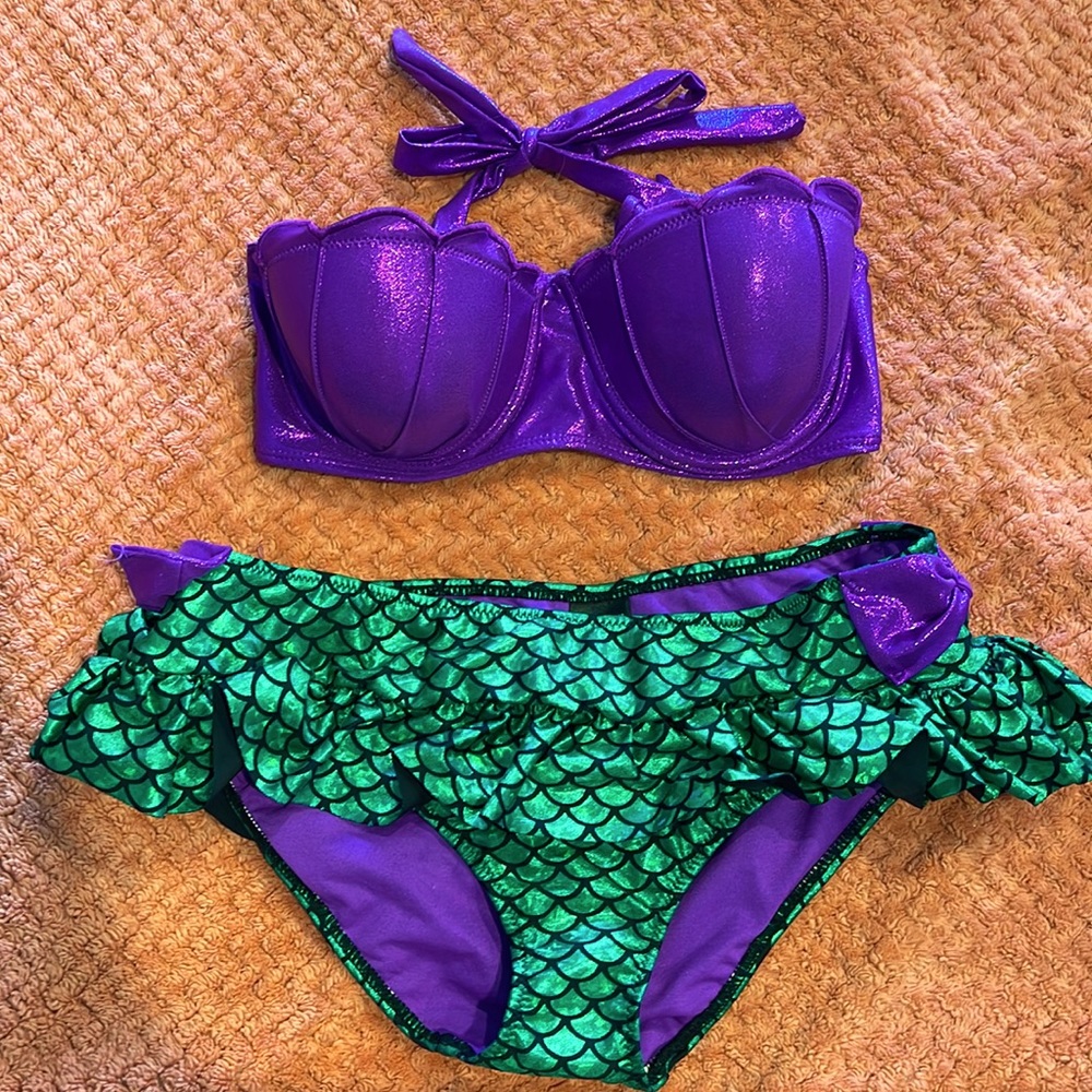 Mermaid Bikini. Purchased from Hot Topic.  New with tags. Size: Large